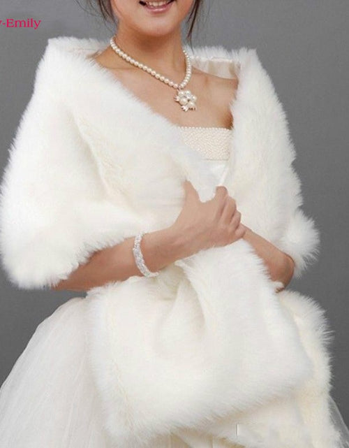 Load image into Gallery viewer, Winter Cape White Fur Shawl Wedding Accessories Elegant 2021 Bridal Wrap Women Wedding Jackets Soft Cape Imitation Fur chal blan

