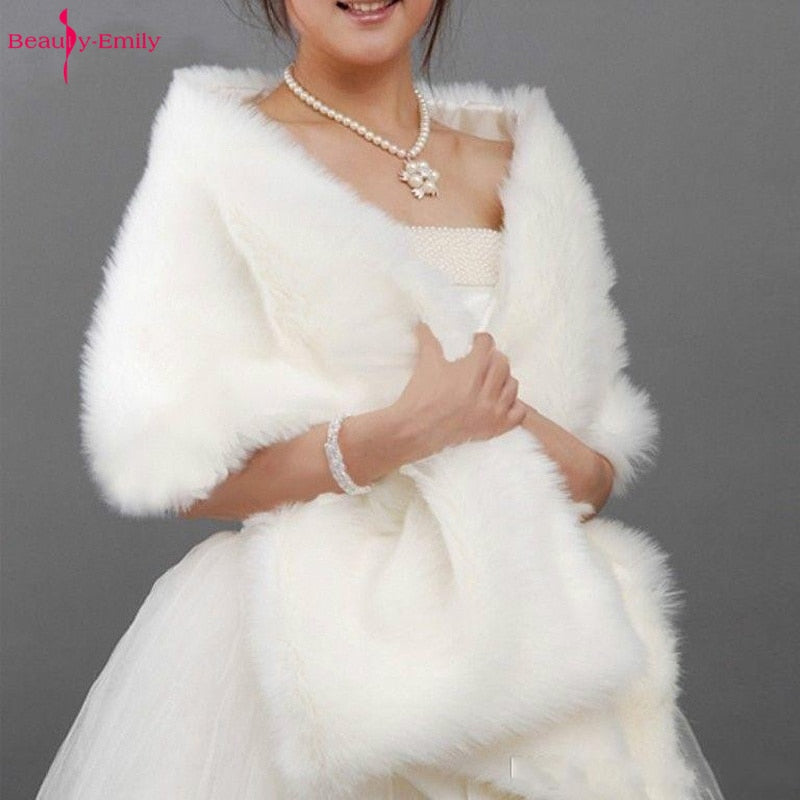 Winter Cape White Fur Shawl Wedding Accessories Elegant 2021 Bridal Wrap Women Wedding Jackets Soft Cape Imitation Fur chal blan