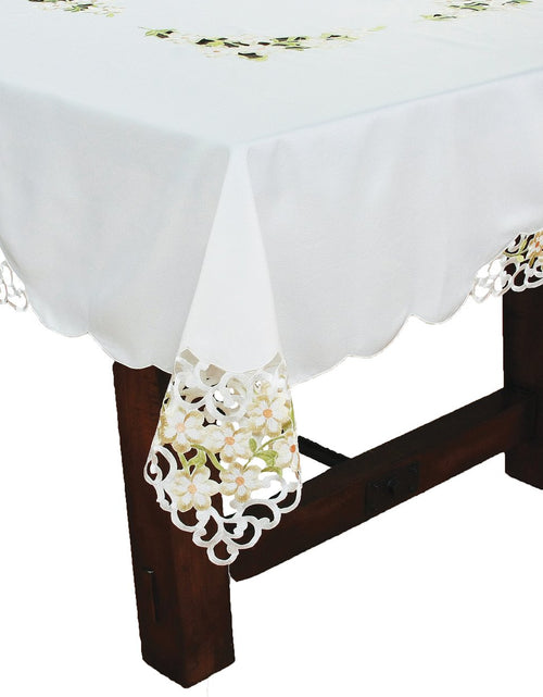 Load image into Gallery viewer, XD8073 Spring Garden Tablecloth
